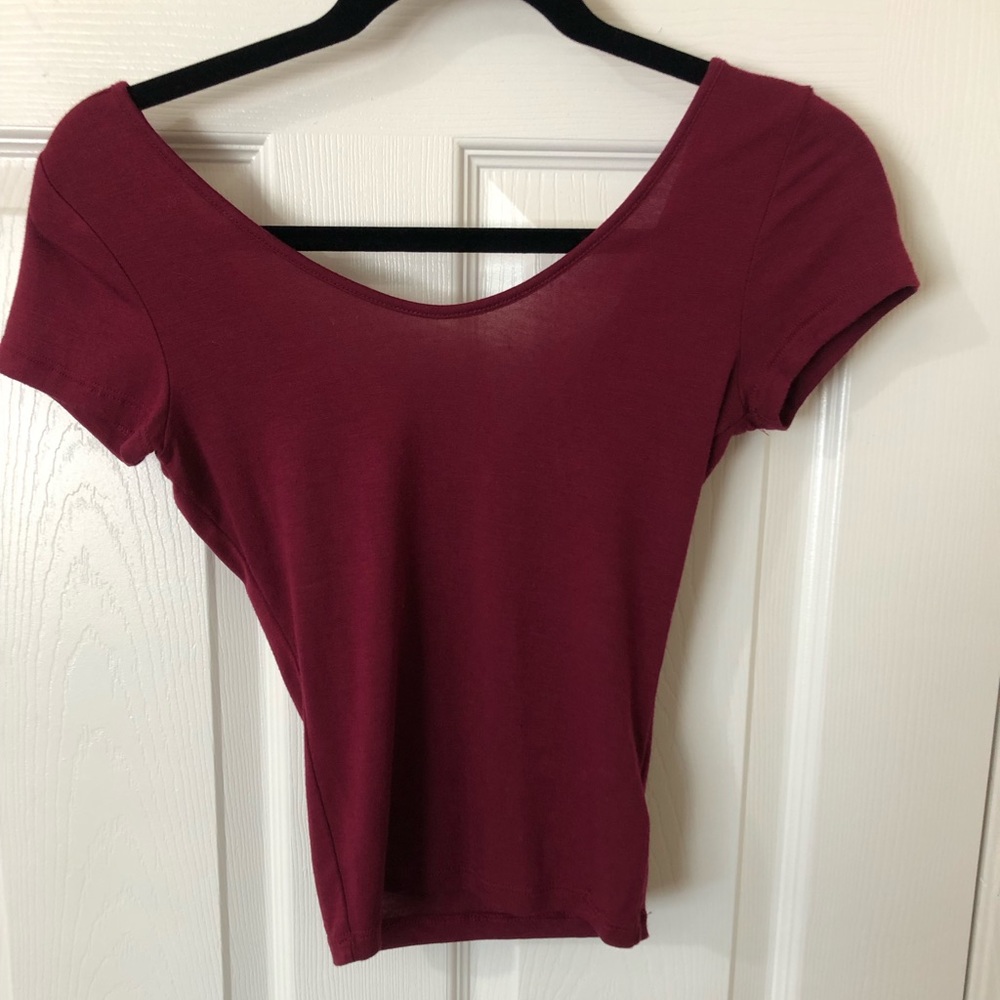 Express short sleeve maroon crop top